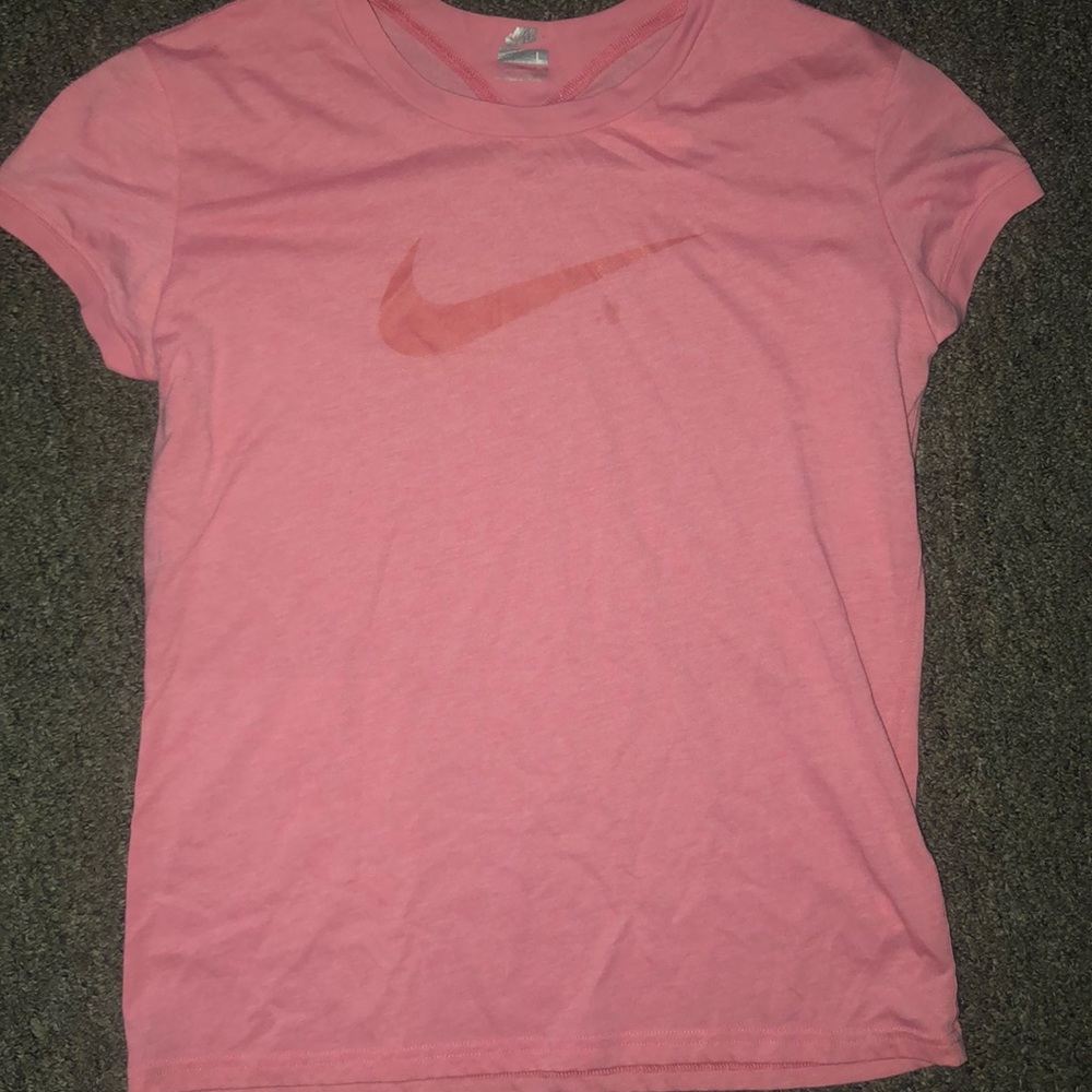 Women’s Nike Tee